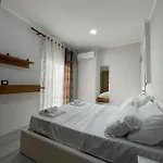 Stone City Apartament *
