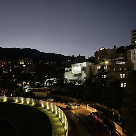 Stone City Apartament Gjirokaster