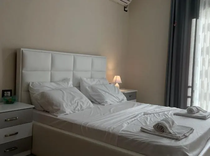 Апартаменты Stone City Apartament Гирокастра