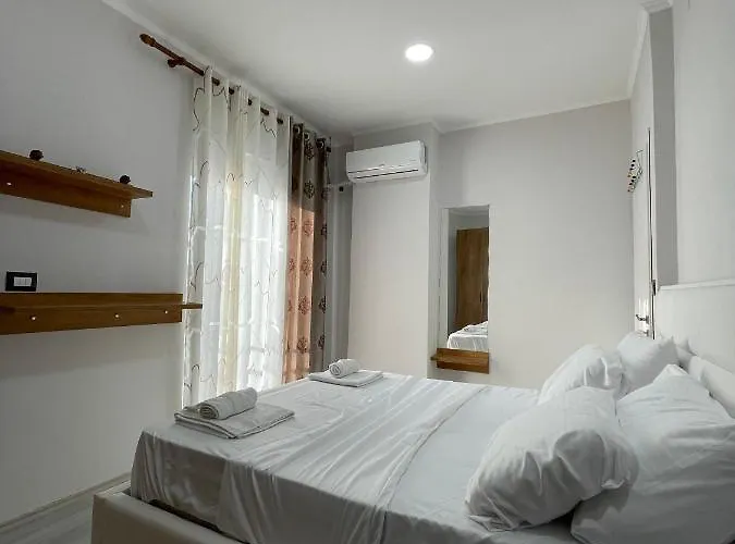 Stone City Apartament *